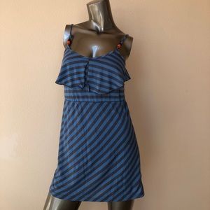 Gray and blue striped shirt!